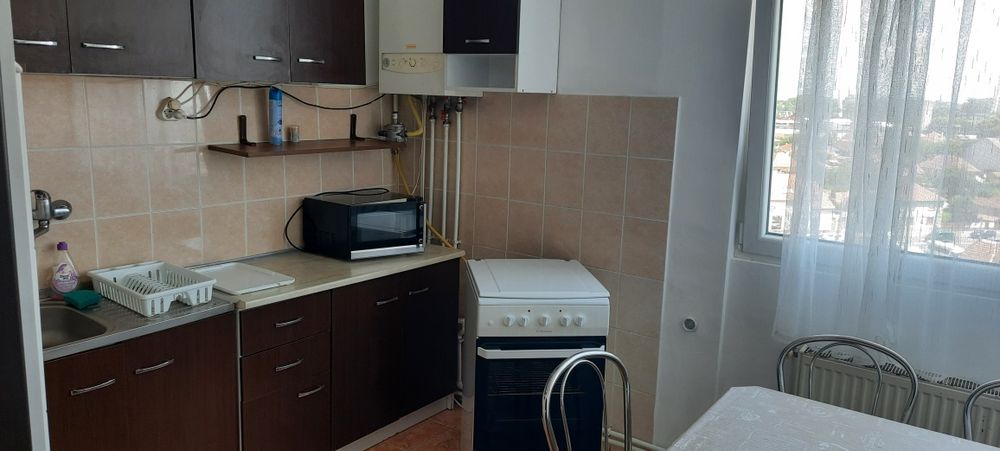 Inchiriez Garzoniera la Burdea