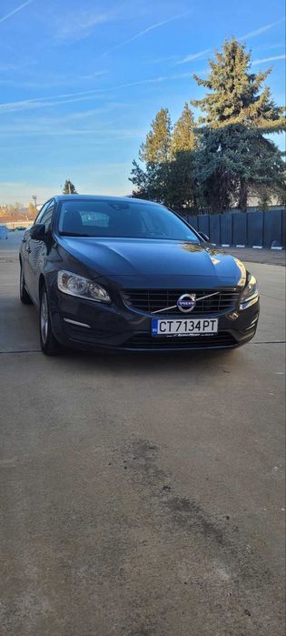 Volvo V60 2.0 гаражна