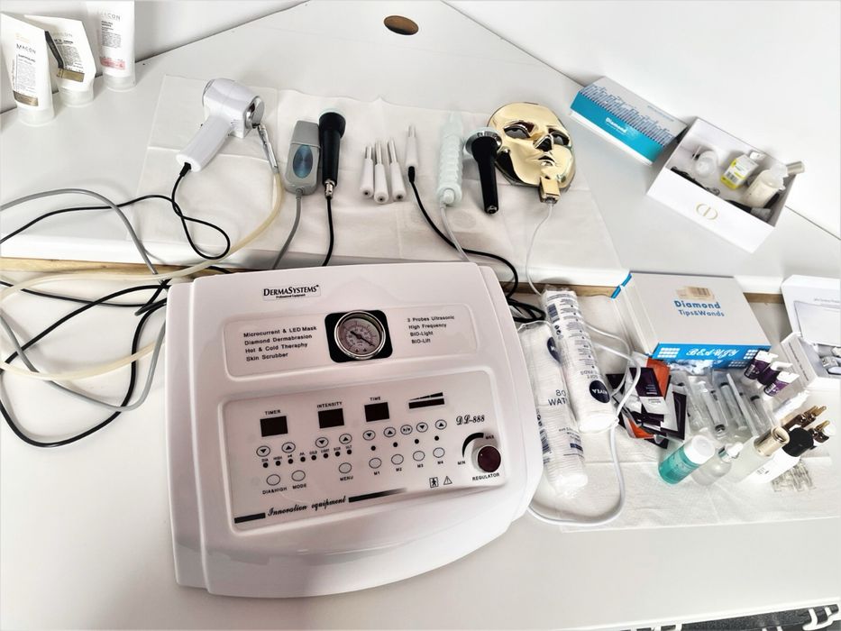 Pachet echipamente profesionale pentru medicină estetică și dermatologie