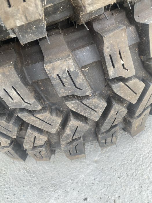 Cauciucuri offroad, de teren, de noroi