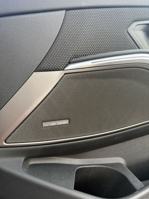 BMW 320i | Laser Lights | Harman Kardon | TVA inclus deductibil