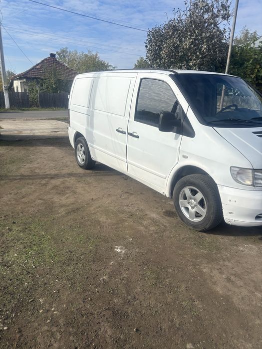 Vând/schimb Mercedes benz-(vito)
