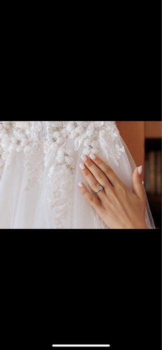Сватбена рокля на Atelier Sposa мината през химическо