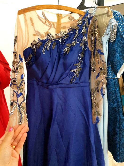 Официални рокли дълги и къси