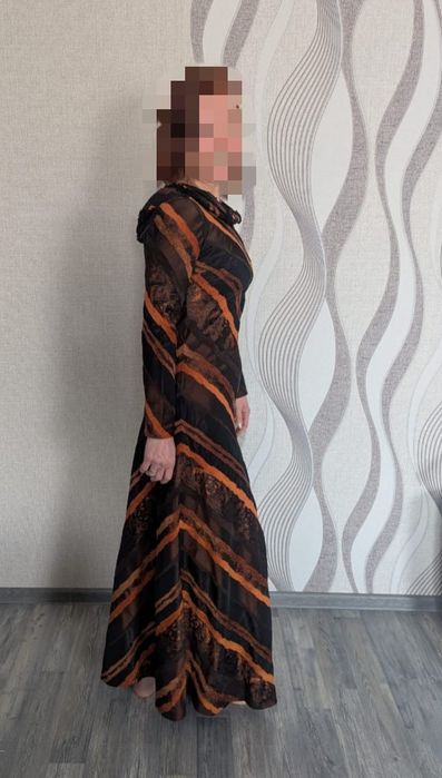 Вечернее платье демисезонное