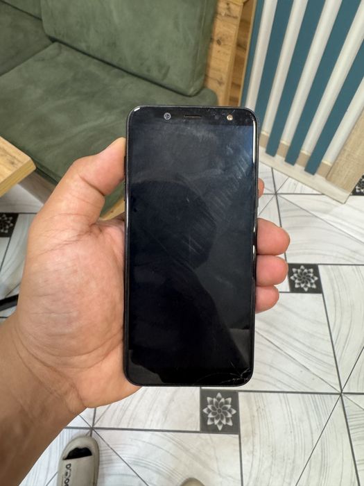 Продам j6plus 32 гб
