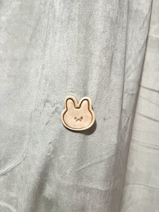Broșă handmade din lut/clay. Fursec iepure