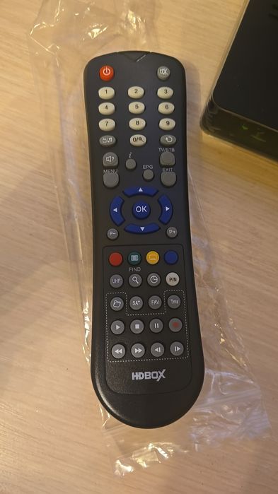 новый тюнер hd box s500 новинка