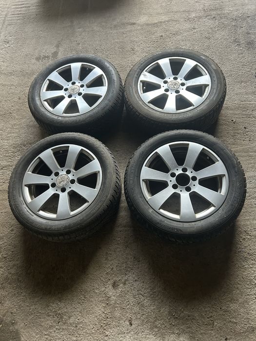 Vand jante cu cauciucuri mercedes