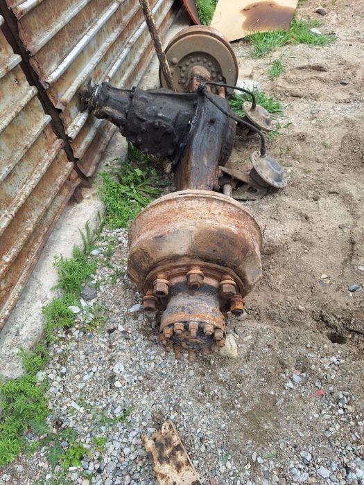 Запчасти на зил бу