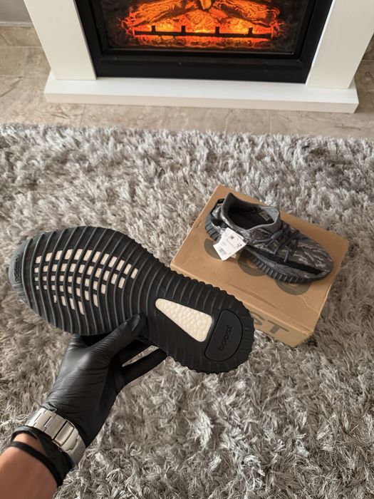 Yeezy Boost 350 V2 MX Dark Salt