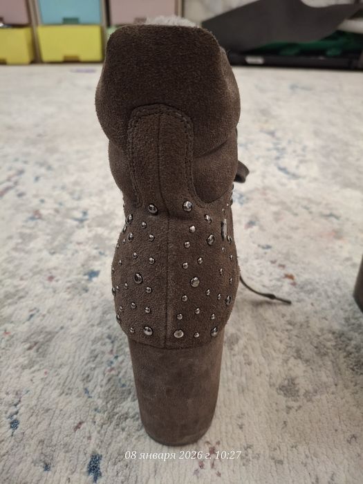 Сапоги женские. Разные.