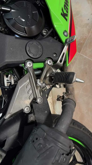 Kawasaki Ninja 125 – 2024 | Stare foarte bună | (Pops & Bangs) A1