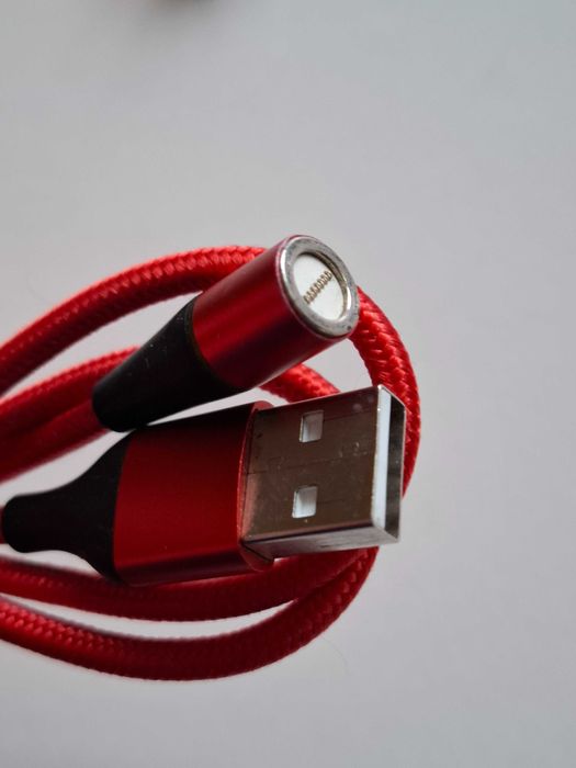 USB кабел за зареждане на телефон,магнитен светещ USB конектор,1 и 3м.
