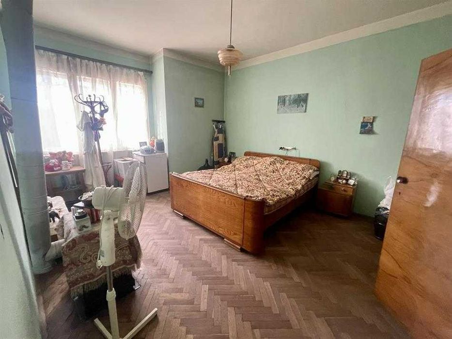 Продава се Тристаен апартамент в Габрово, Център - 120 кв.м за 629 €/кв.м - Снимка #1