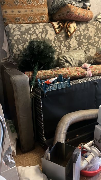 Шкаф и и два дивана