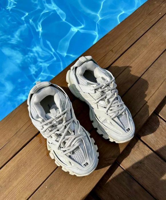 Balenciaga Track – White