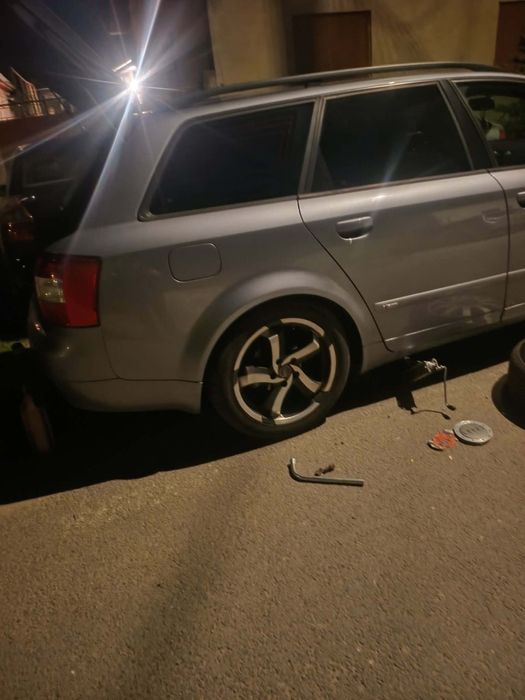 Vând audi A4 B6 2003 1.9 tdi 131 cai