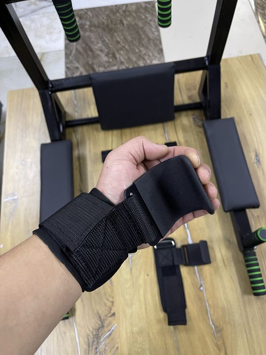 Турник 3в1. В подарок кручек для рук