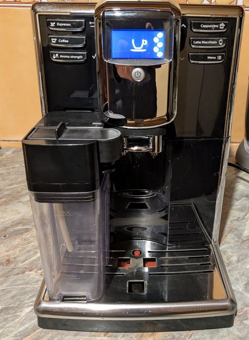 Vand expresor automat Philips EP5360, Seria 5000