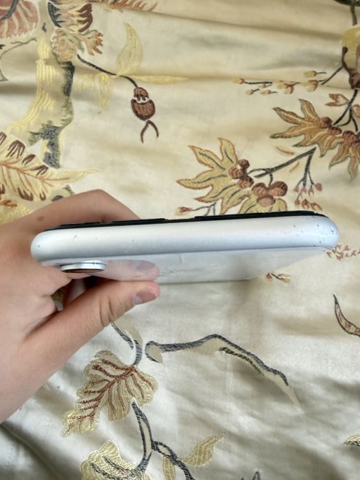 Iphone XR 64 Gb обмен или продам