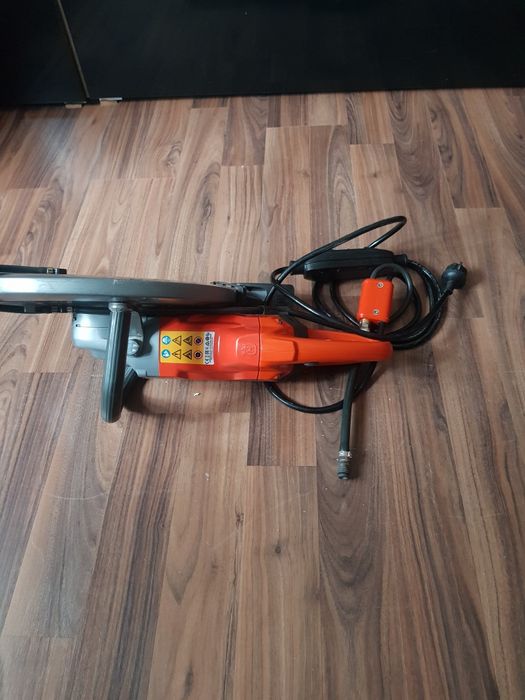 Drujbă de tăiat beton electrică Husqvarna  K 4000 impecabilă  2026