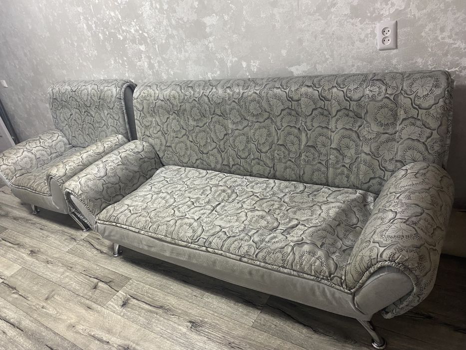 Диван и два кресла за все 80 тыс. Самовывоз