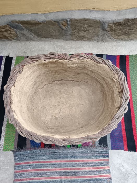 Дървен кош за зърно