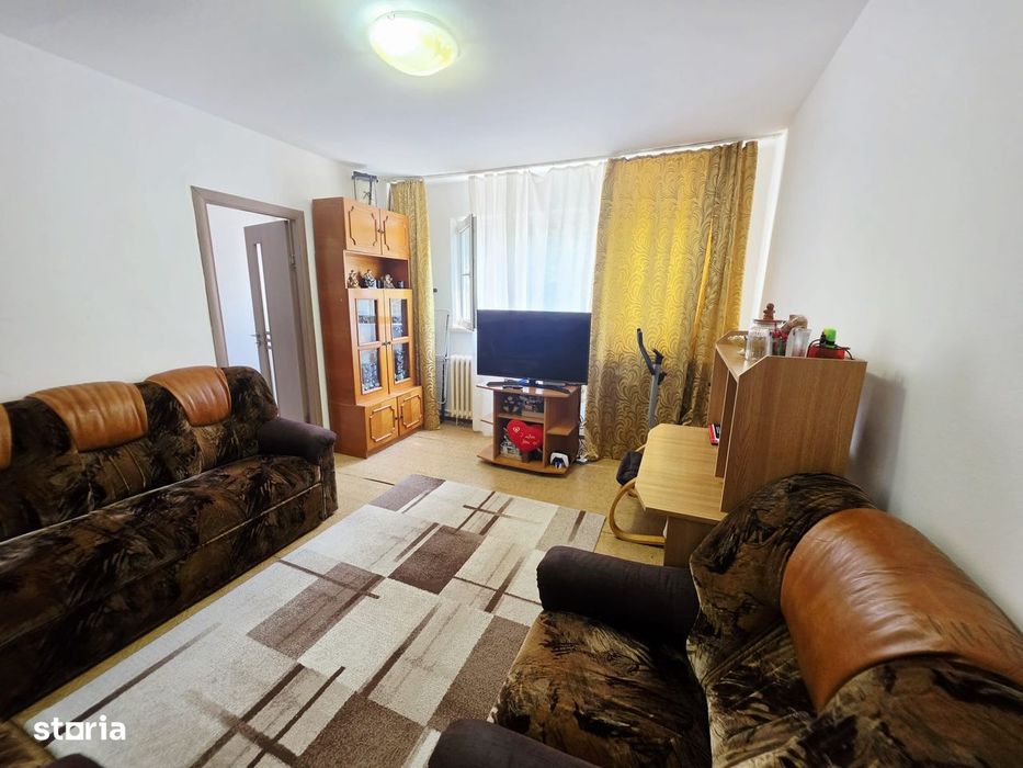 Apartament 3 camere, etaj 3, Malu Rosu – Str. Risnovenilor