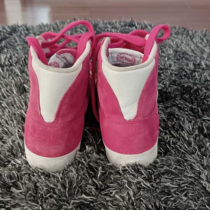 Дамски маратонки Adidas размер 37, естествена кожа велур в розов цвят