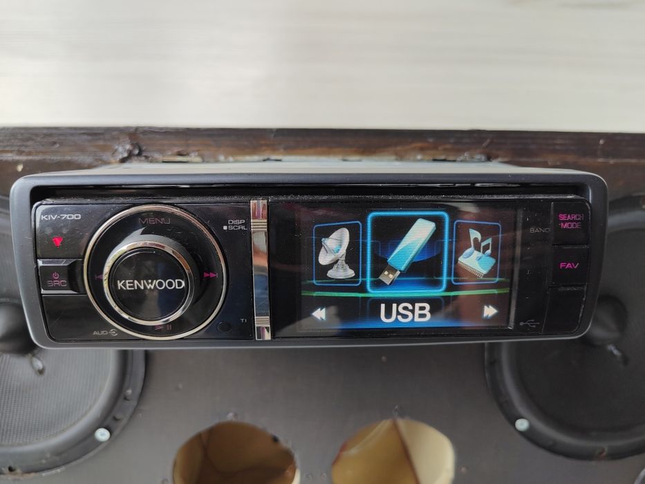 Рядък и висок клас KENWOOD KIV-700