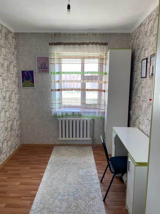 3 бөлмелі квартира ұзақ мерзімге беріледі