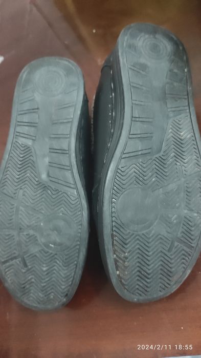 Кроссовки детские утеплённые