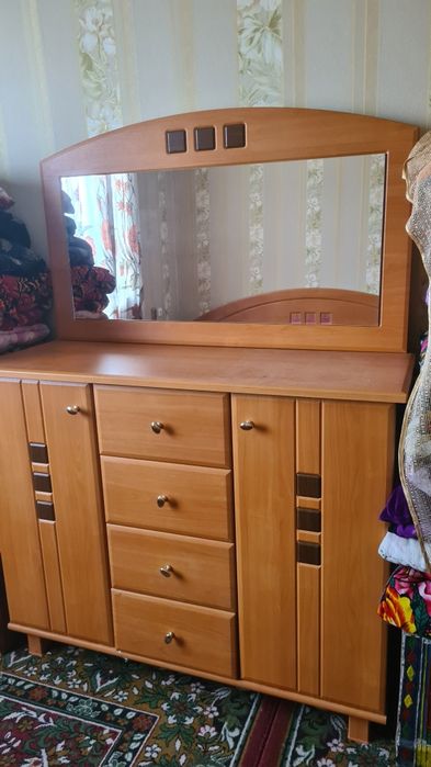 Спальный гарнитур