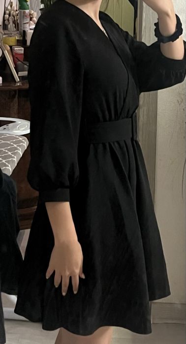 Платье черное пышное