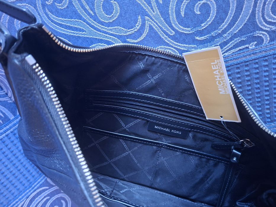 Geantă de damă Michael Kors piele naturală neagră