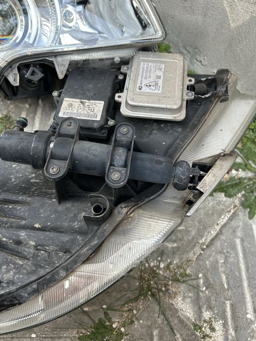 Фарове за шкода супърб 2011g