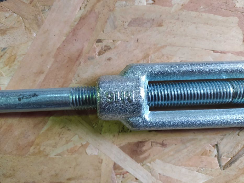 Скоби за изпъване на важета