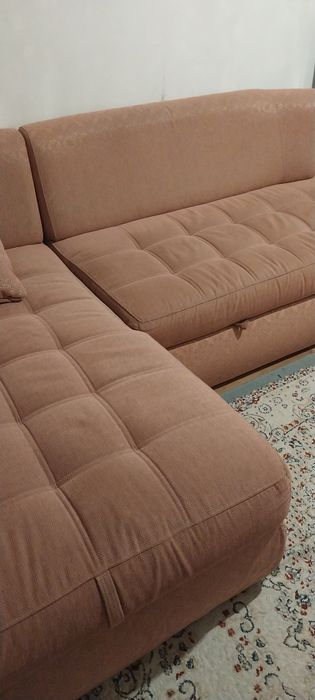 Продам раскладной диван с кресло пуфиком