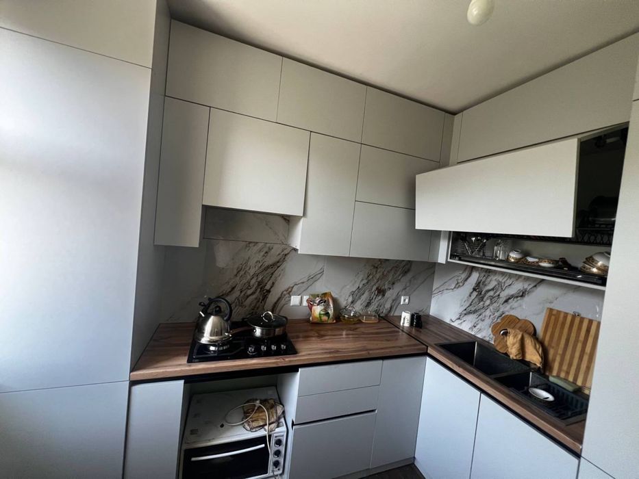 Buxoro 6 mikr Oasis market 2x kv barcha sharoitlari bor