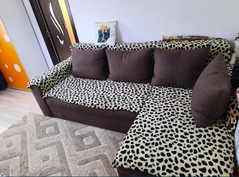 Vând apartament cu 3 camere în orașul Giurgiu