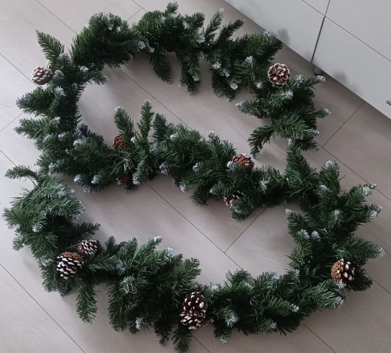 Елка (хвойная гирлянда)