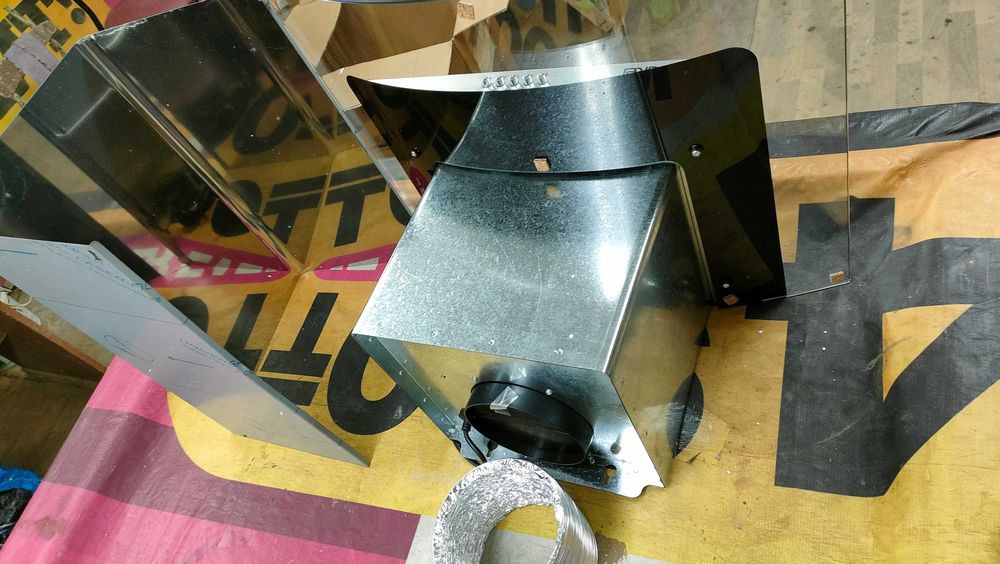 Кухонная вытяжка.