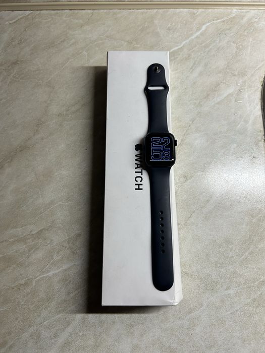 Apple Watch SE 44мм