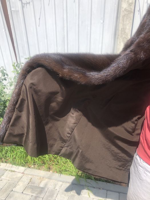 Продам норковую шубу
