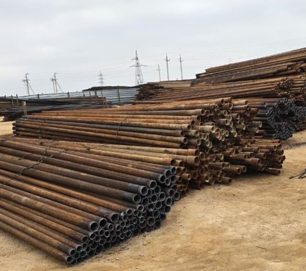 Продам стойки на забор