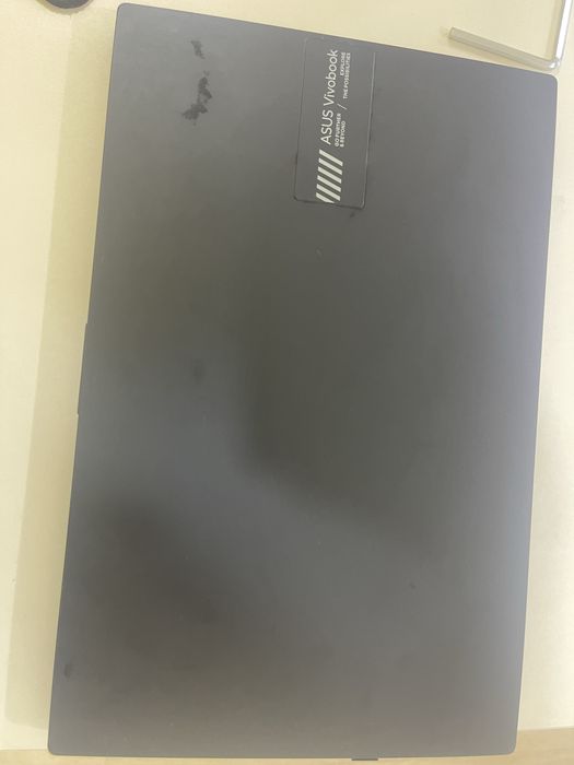 Asus vivobook noutbook