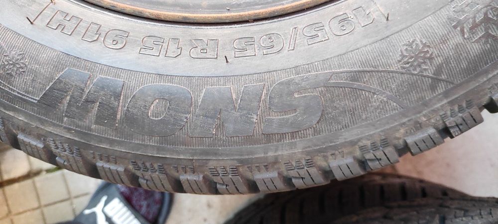 Гуми 195/65 R15 91H в добро състояние