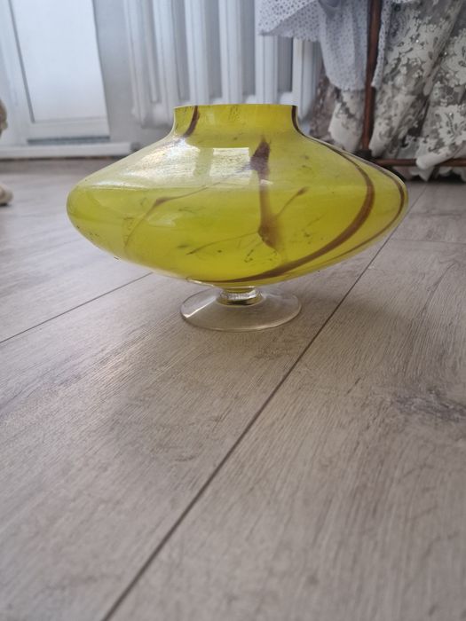 Вазы хрустальные, посуда