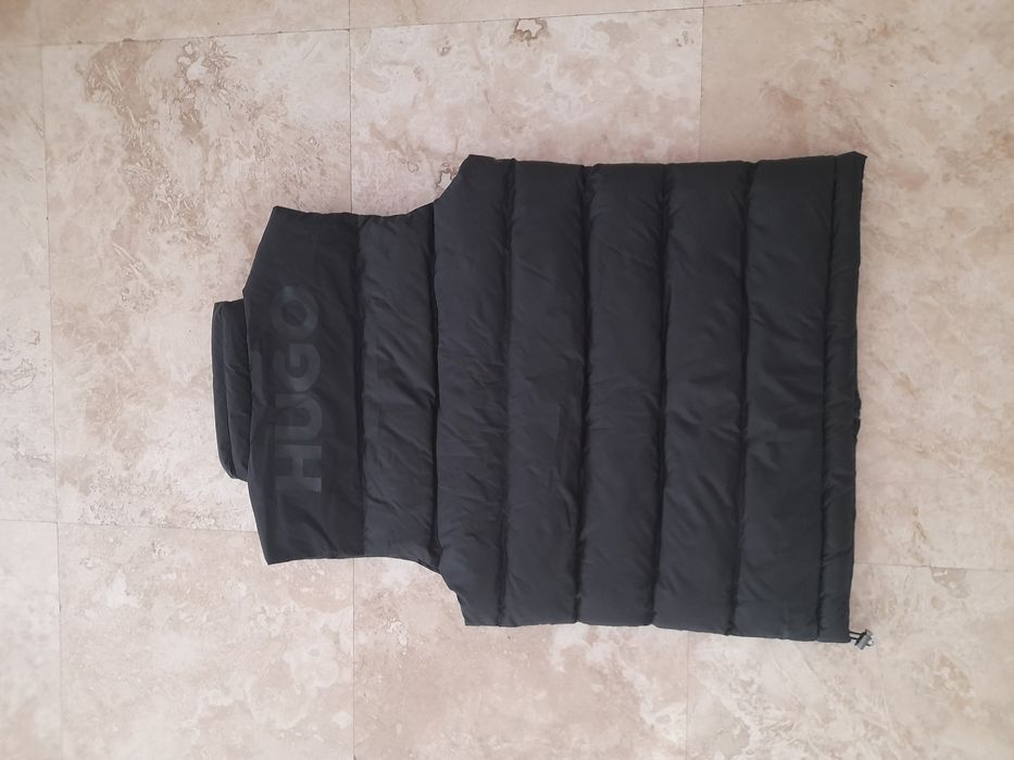 Vesta barbat Hugo Boss